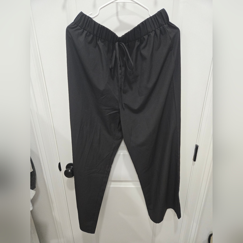 Black Pant Set. Shein. Size L. True to Size. Elastic Waist.